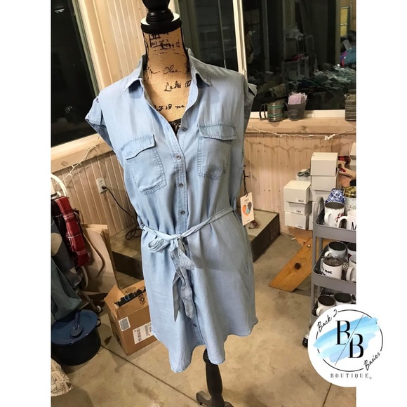 Sleeveless Light Blue Denim Button Up Dress With Belt BB823 - Picture 3 of 3